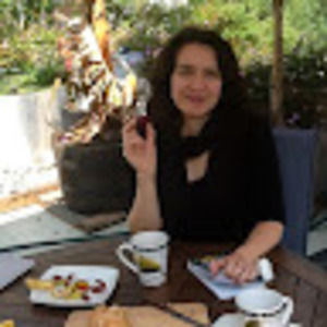 Meet your Posher, Leslie